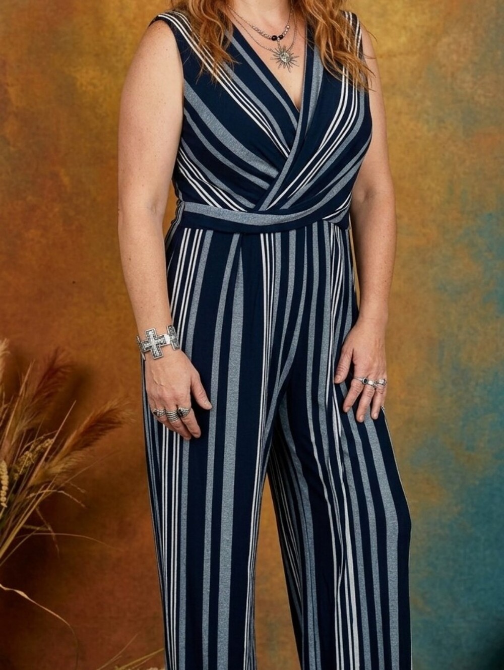 LIKE-NEW Size Small Elegant Navy & White Striped Romper Wide Leg Jumpsuit - Picture 15 of 15